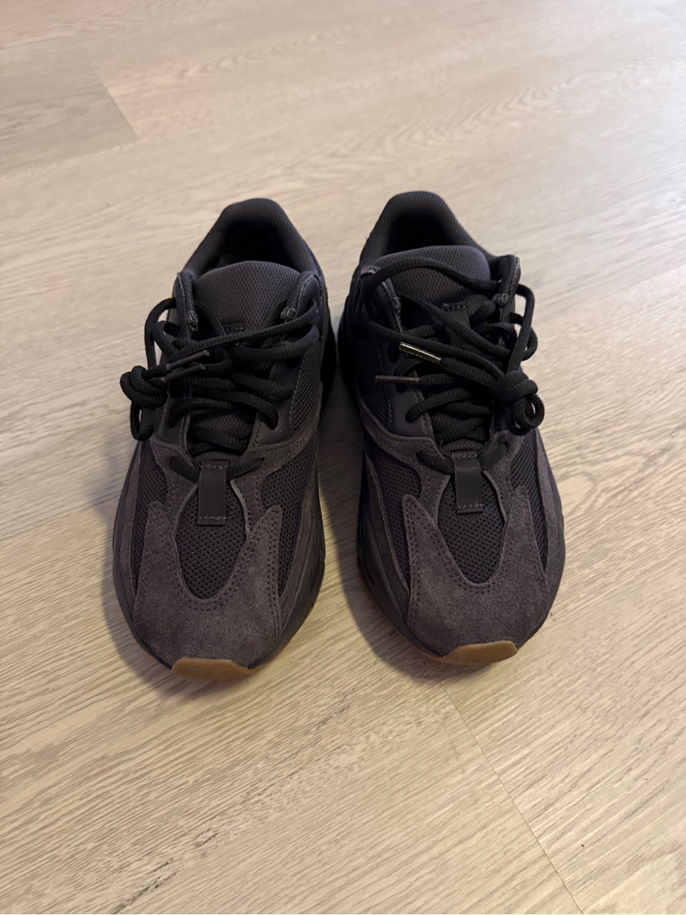 Yeezy 700 Sneaker
